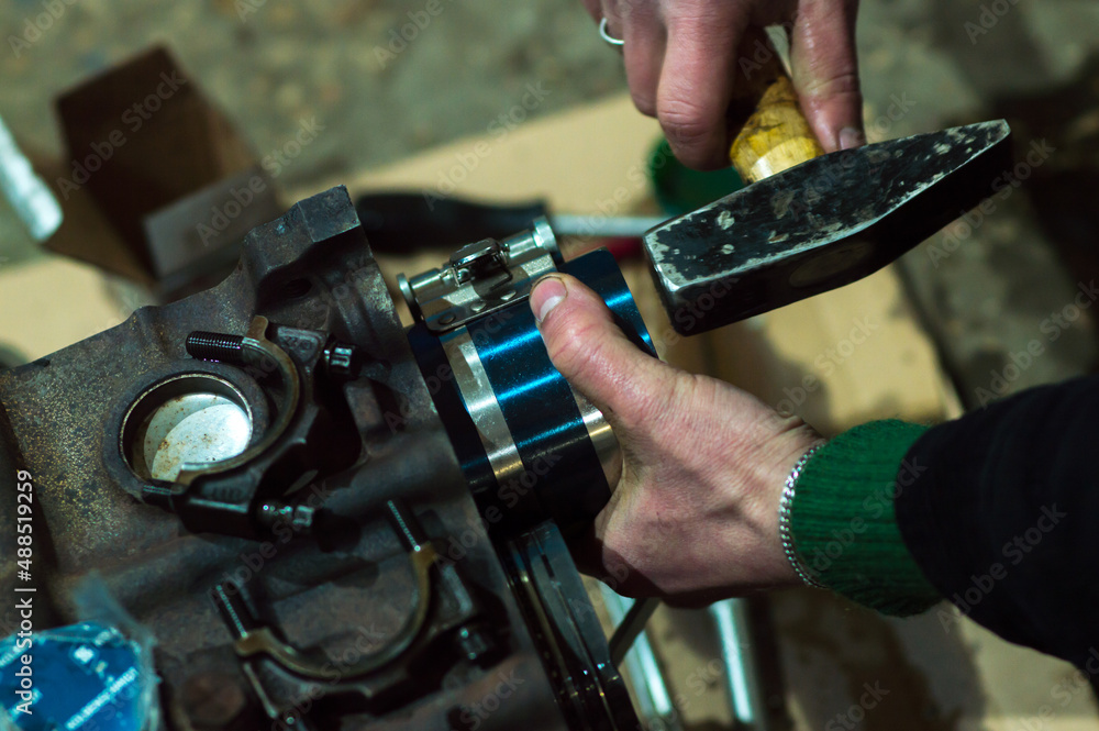 engine repair assembly of pistons for a turbo engine power increase engine repair assembly of pistons for a turbo engine power increase