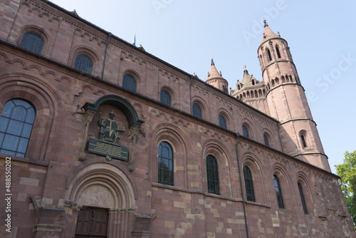 Historic brick facade of the landmark „Dom St. Peter“ (Worms Cathedral)