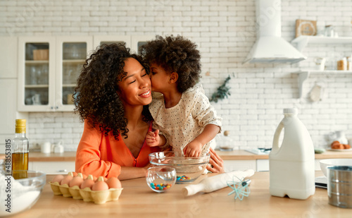 Canvas-taulu African american family at home