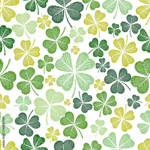 cloverleaf seamless pattern with attractive colors