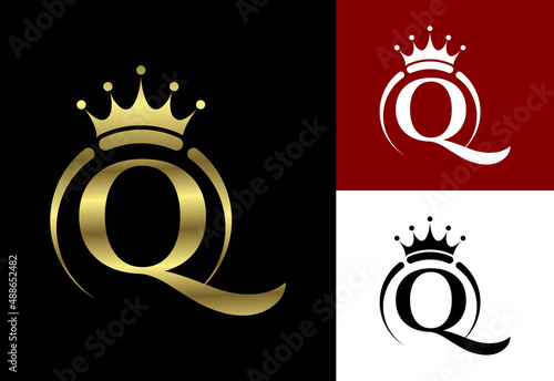 Initial Q monogram alphabet with a crown. Royal, King, queen luxury symbol. Font emblem.
