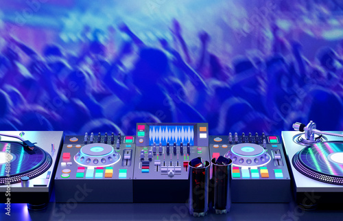 Disco and dj set - illustrazione 3d