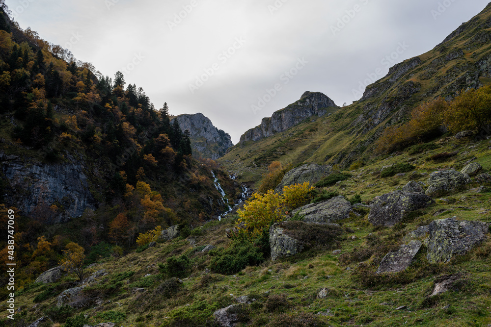 Paysage de montagne à l'automne.