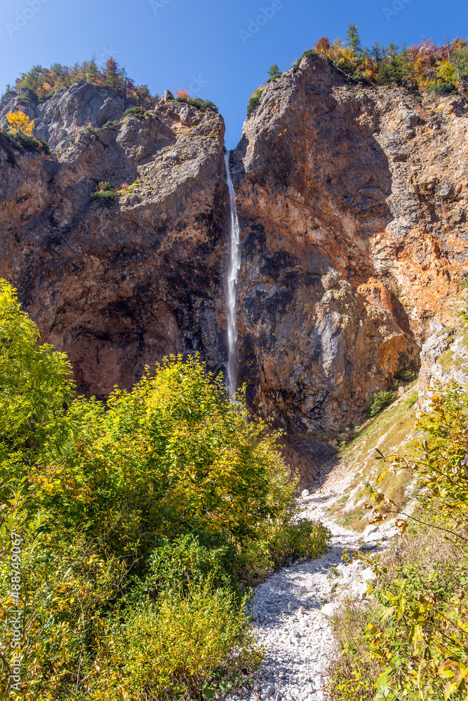 Magnificent steep ledge