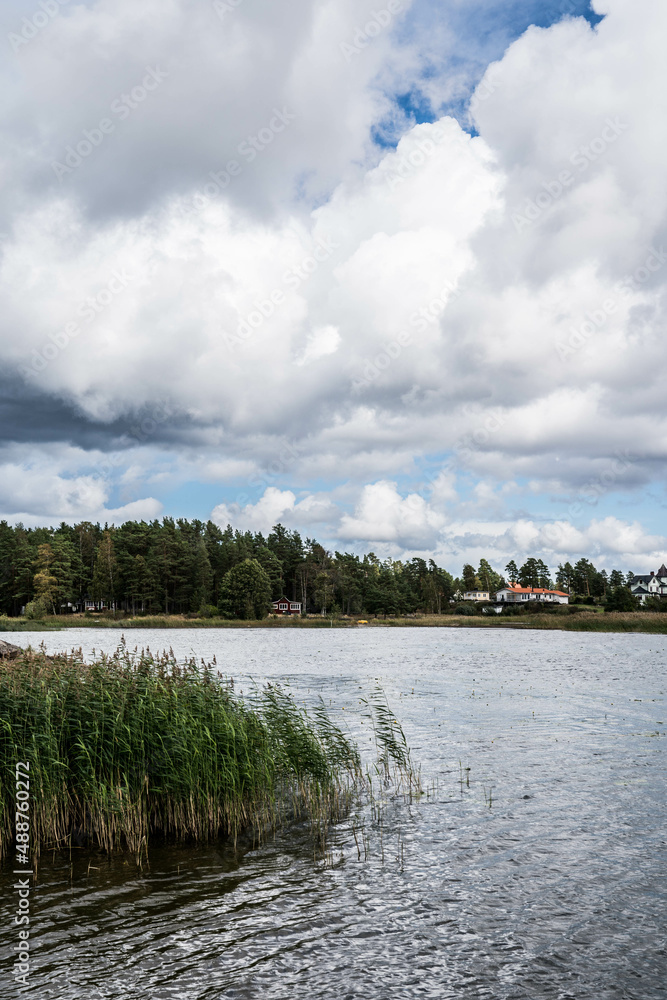Obraz premium clouds over the river