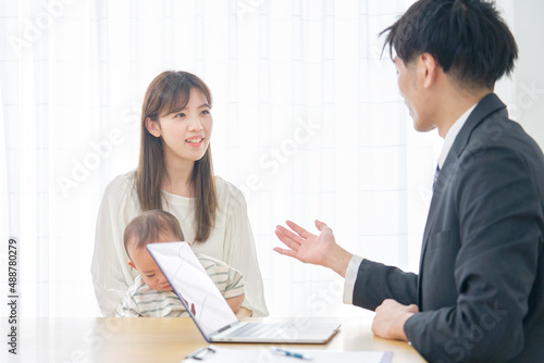 Wallpaper Mural ビジネス　営業　リビング Torontodigital.ca