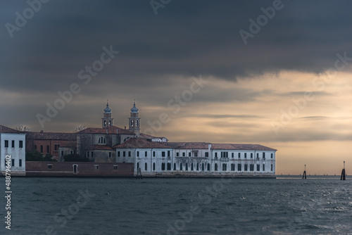 Venedig, Blick auf San Giorgio Maggiore im Abendrot