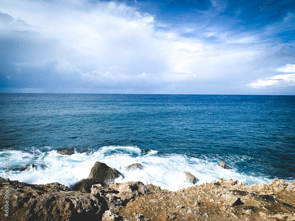 Blue sea horizon, natural sea background Blue sea horizon, natural sea background