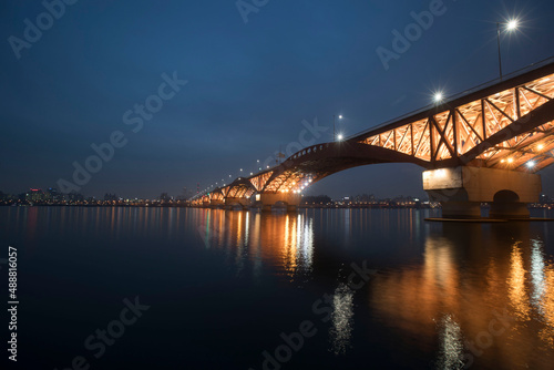 Fototapeta Naklejka Na Ścianę i Meble -  Seongsan Bridge.