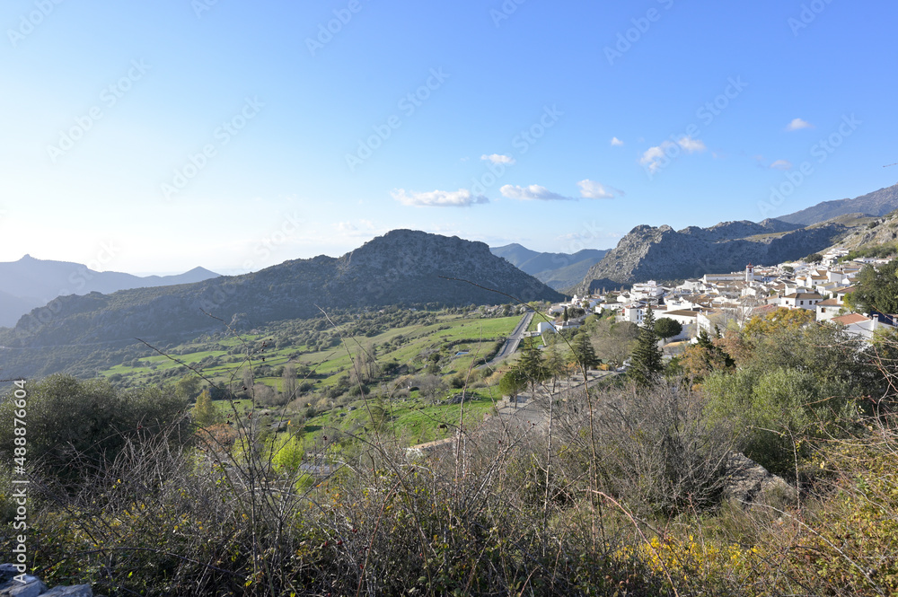 prueblo rustico llamado Benaocaz ennla sierra de Cadiz España