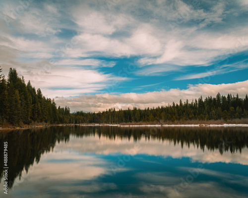 Oregon Lake - Umpqua Forests  © Little Mill Media