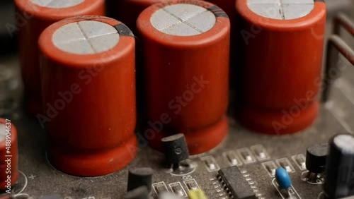 Rotation of the dirty electrical circuit of the amplifier. Large capacitors.