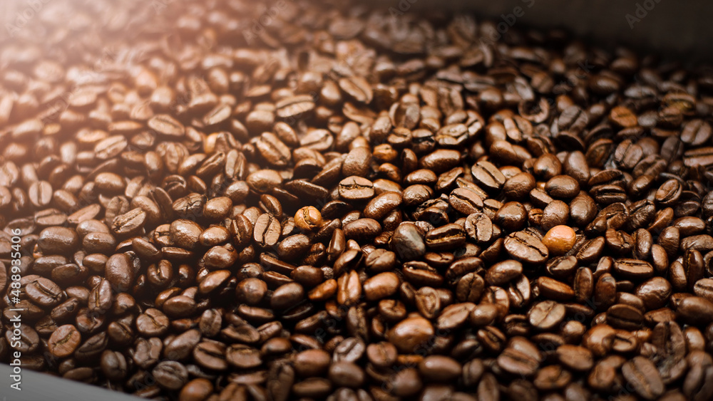 Fototapeta premium A mixture of different kinds of coffee beans. Coffee Background