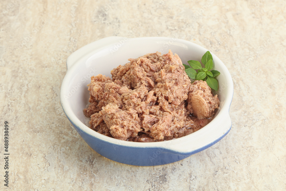 Canned tuna fish for salad Canned tuna fish for salad
