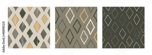 Ser drawn seamless textured pattern with rhombus and diamonds for backgrounds, fabrics and wrapping paper, vector illustration