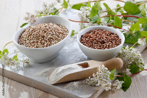 Roasted and unroasted buckwheat groats with buckwheat flowers