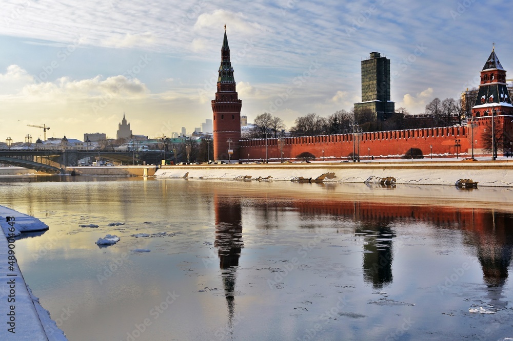 Obraz premium Moscow Kremlin architecture in winter. 