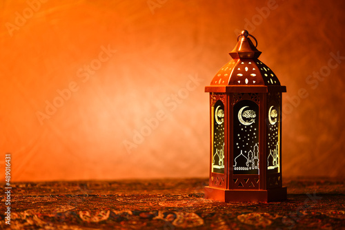  Traditional Arab lantern 