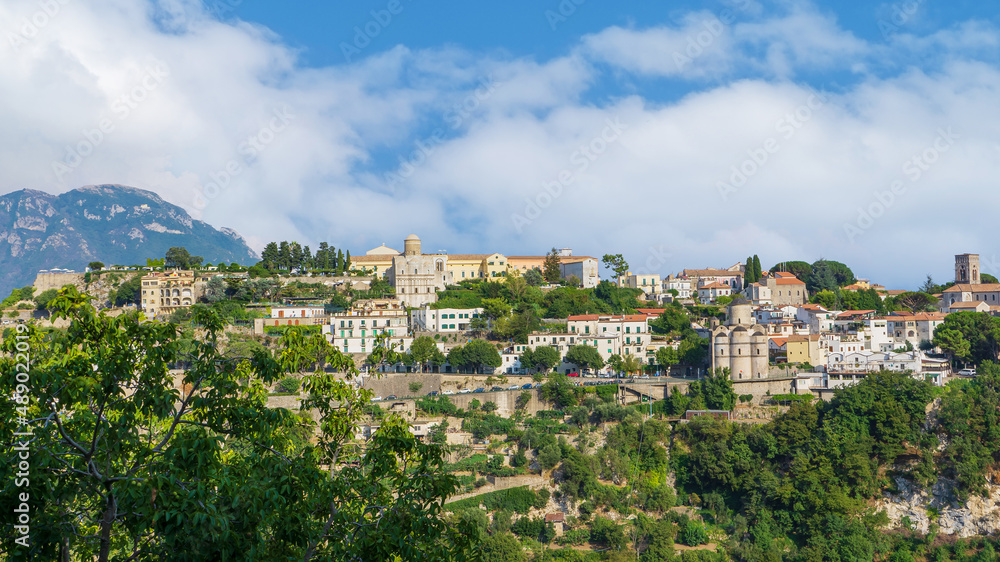 Fototapeta Widok wsi Ravello na wybrzeżu Amalfi we Włoszech. Kampania, Włochy