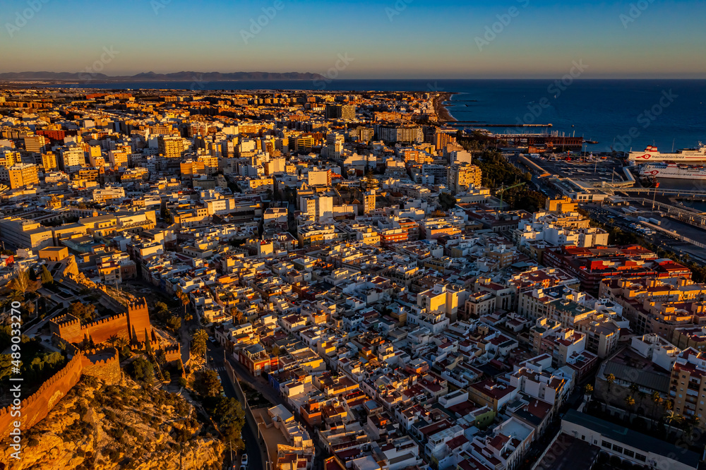 Almeria von oben  | Die Stadt Almeria in Spanien aus der Luft