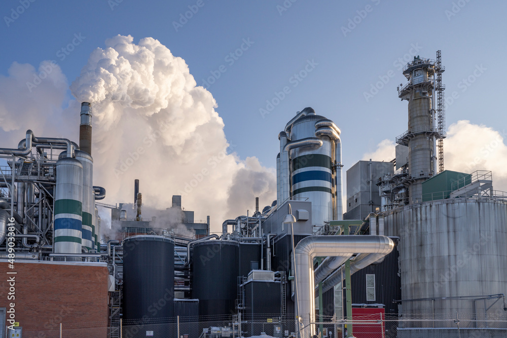 Pitea, Sweden - February 2022: Pulp and paper industry Smurfit Kappa in  action using Wood as raw material for cellulose-based products, in central  parts of Town Pitea, Northern Sweden. Stock 写真