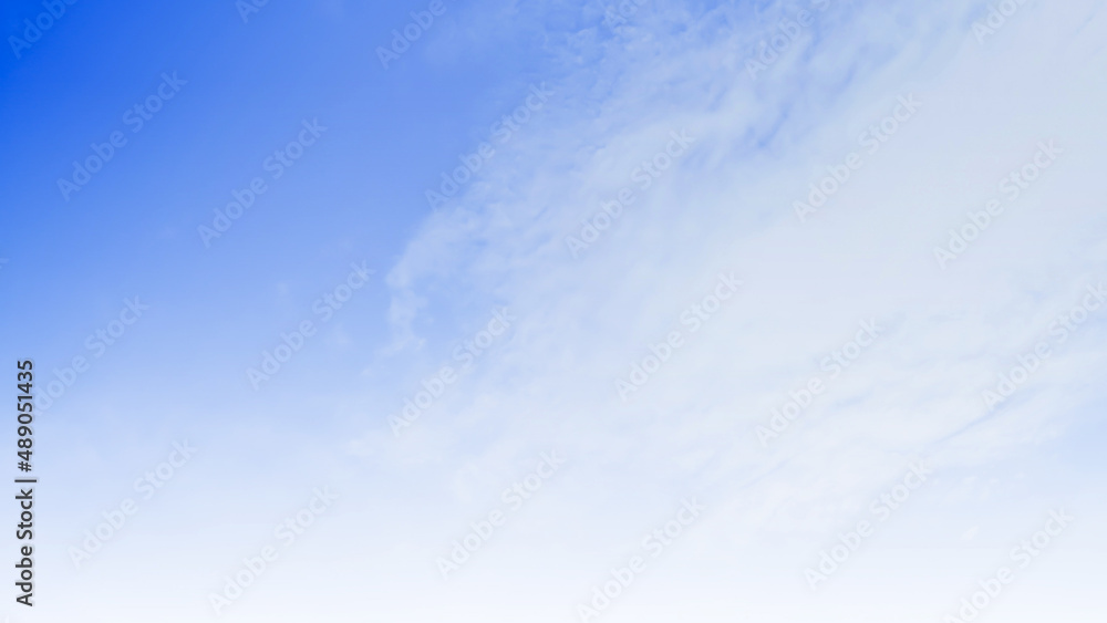 Fototapeta premium blue sky with clouds in Tokyo Japan.