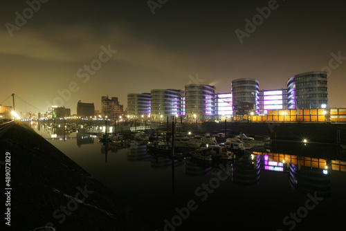 Five Boats im Innenhafen in Duisburg 