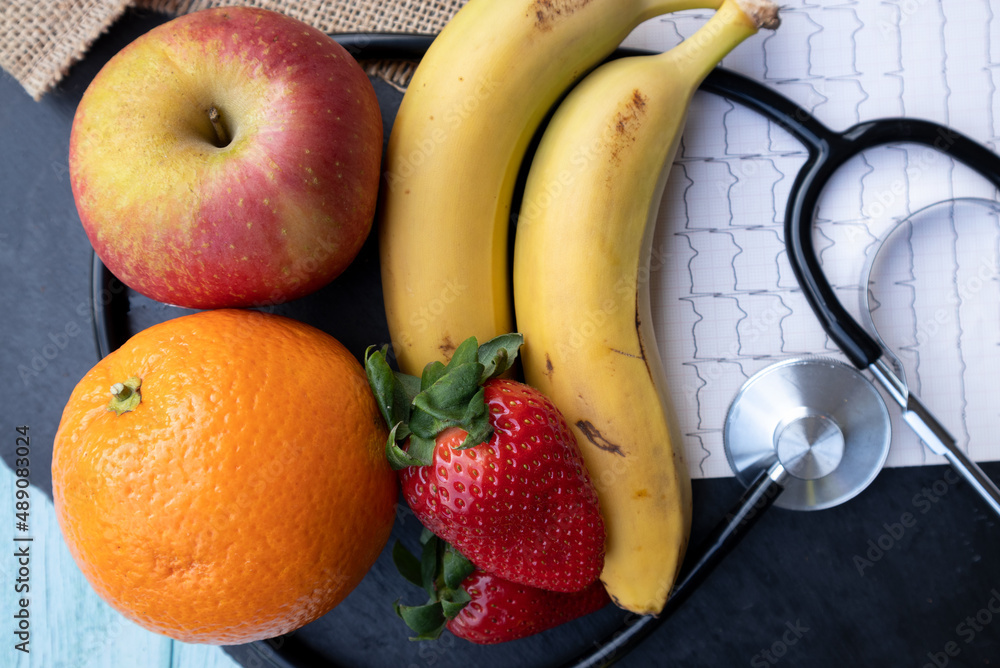 organic fruits, healthy foods to improve health, benefits for heart