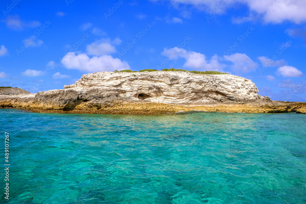 Fototapeta premium Princess Cays, Bannerman Town, the Bahamas
