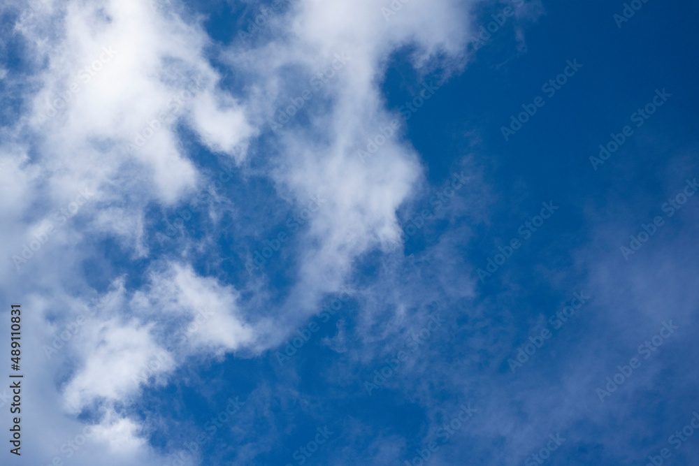 Obraz premium 青空に雲