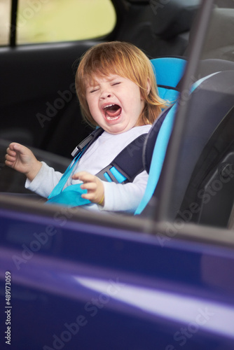 Fotografie She doesnt like her carseat