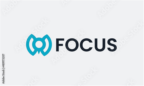 focus logo design