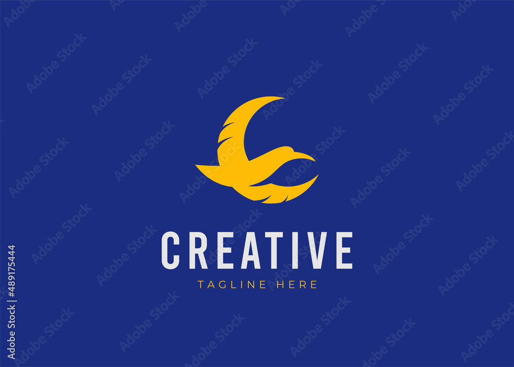 Obraz premium Moon Crane Logo Design Template. Flying Crane Icon Vector
