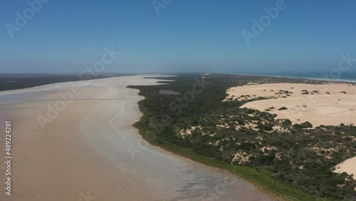 4k Drone Footage, Salt Lake Coorong National Park & Southern Ocean