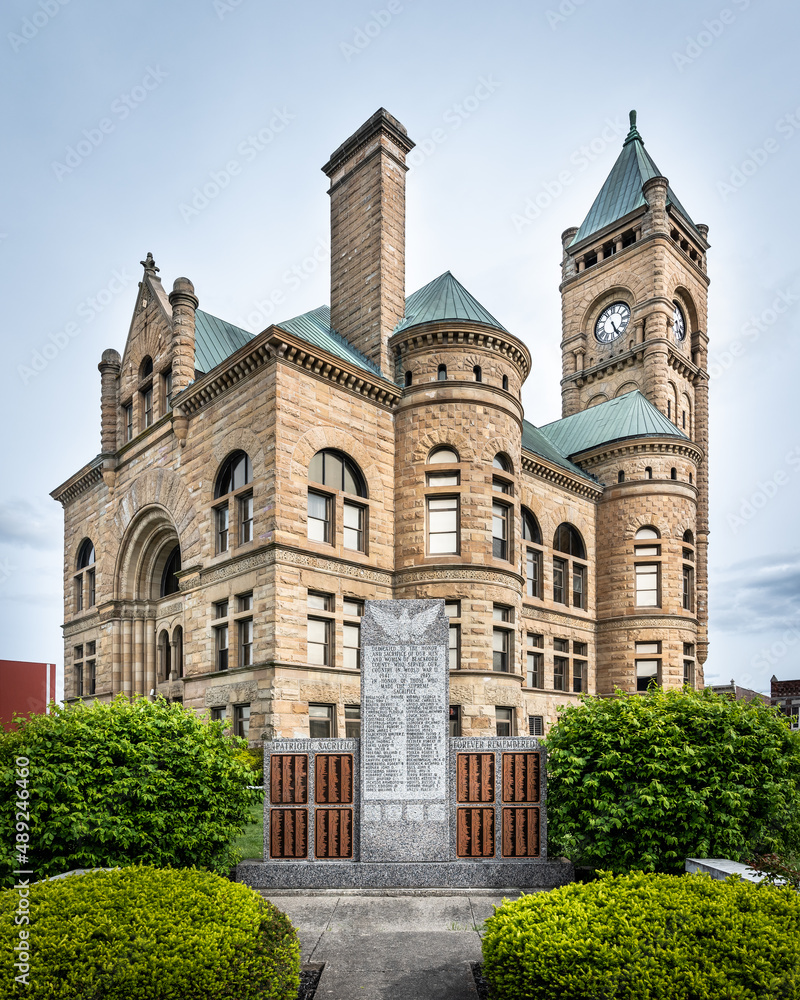 The courthouse in Hartford City, Indiana