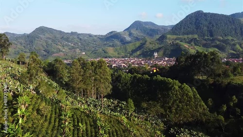 Jardín Ant - Colombia - Mountains and Small Town 