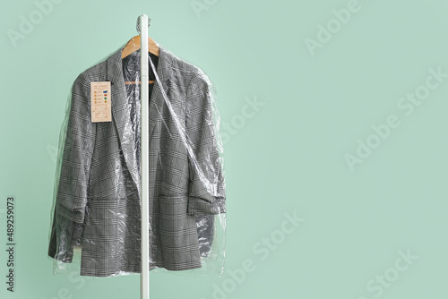 Rack with clean checkered j...