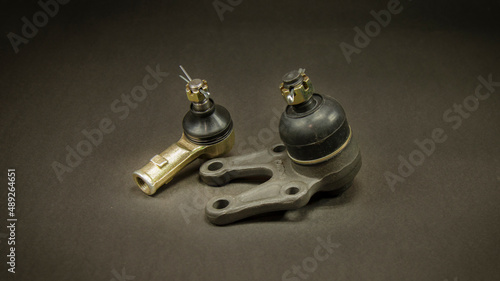 STEERING AND SUSPENSION PARTS, tie rod end. Muñon de suspensión y dirección, piezas de recambio automotriz.