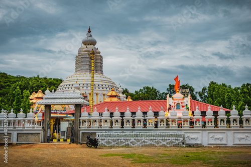 Sri Maha Bhairavar Rudra Aalayam is an Indian famous temple at Tiruvadisoolam, Chengalpattu, Tamilnadu, South India. The Famous Hindu God Temple, Indias Best Tourism Place.