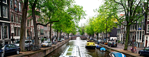 Canais da cidade de Amsterda. Holanda. photo