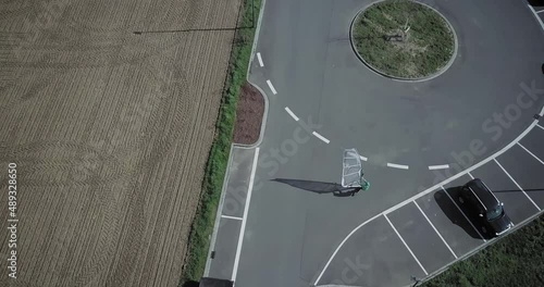 urban windskating in a traffic circle