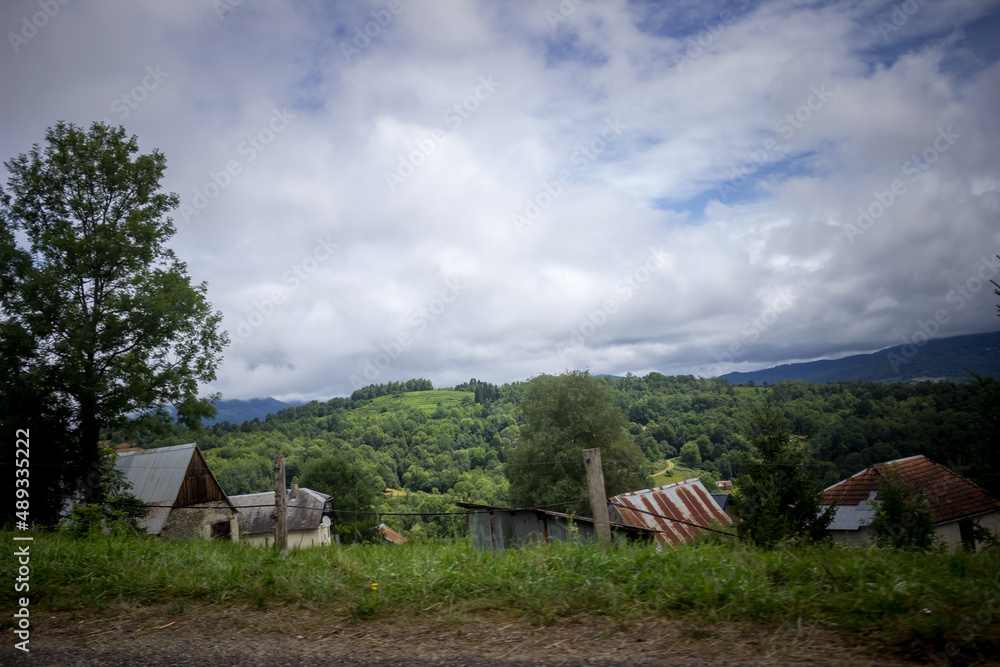 Obraz premium Lake in the mountain
