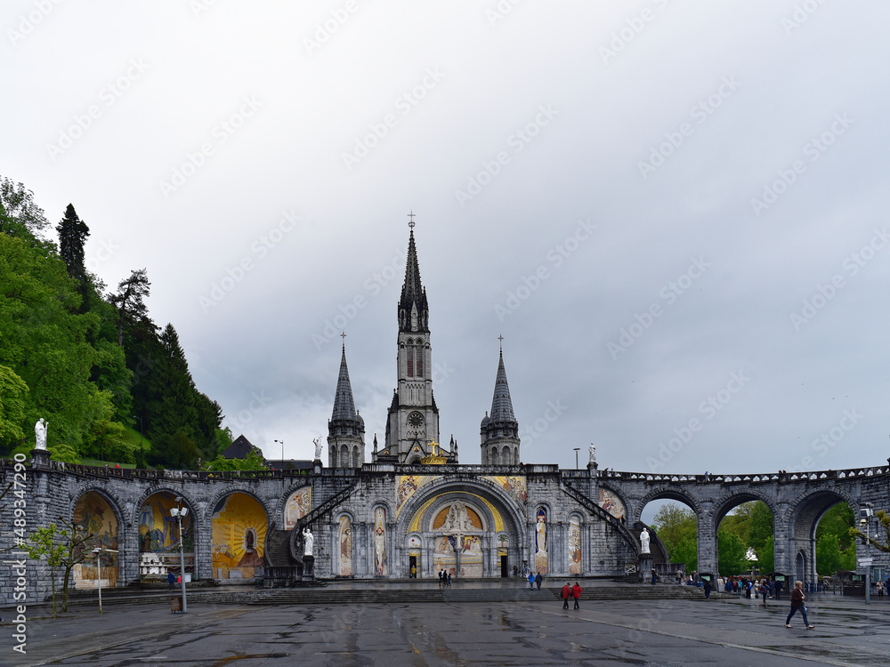 Frankreich - Lourdes - Rosenkranz-Basilika