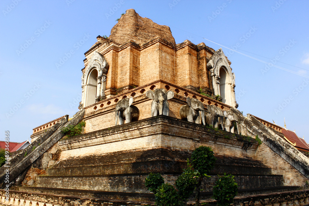 Wat Chedi Luang - Temple of the Great Stupa. Chiang Mai, Thailand 