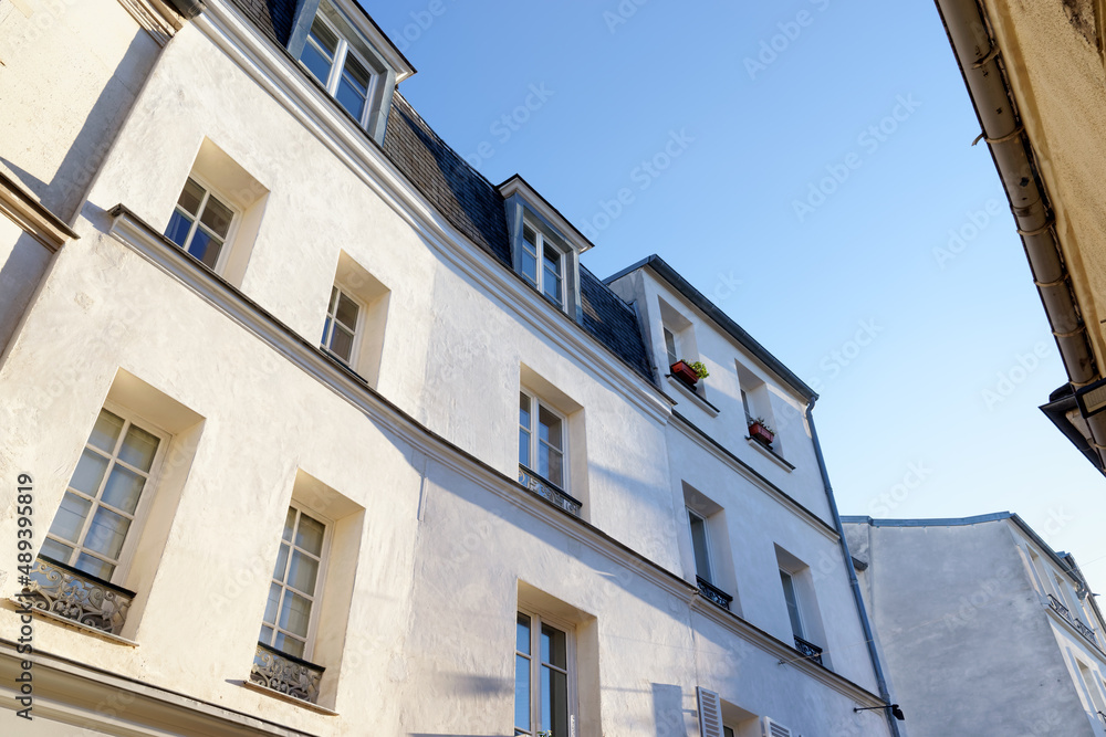 Fototapeta premium Old street in the Butte Montmartre. 18 th arrondissement of Paris city 