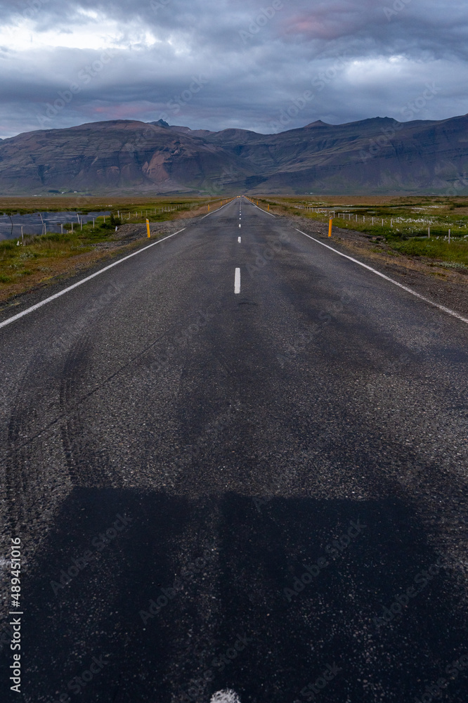 Fototapeta premium Beautiful cinematic aerial video of the Roads and landscapes in Iceland 
