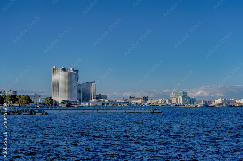 Naklejka premium 神奈川県横浜市西区みなとみらいの都市景観