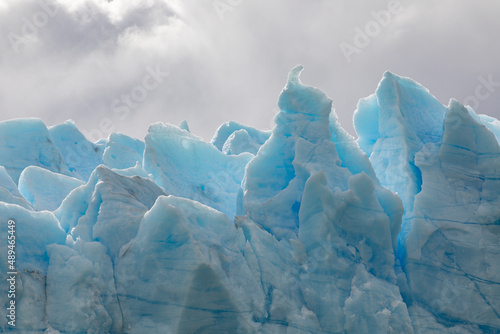 Pináculos de hielo en el Glaciar Grey