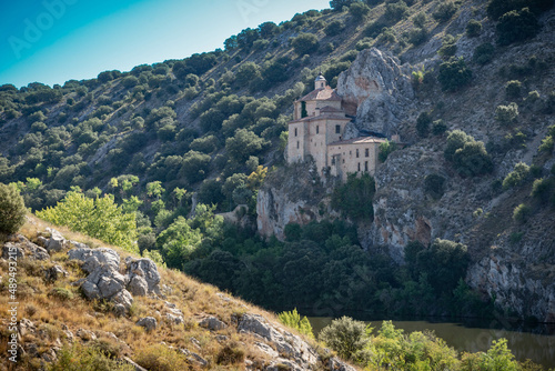 San Saturio en el rio Duero a su paso por Soria España,