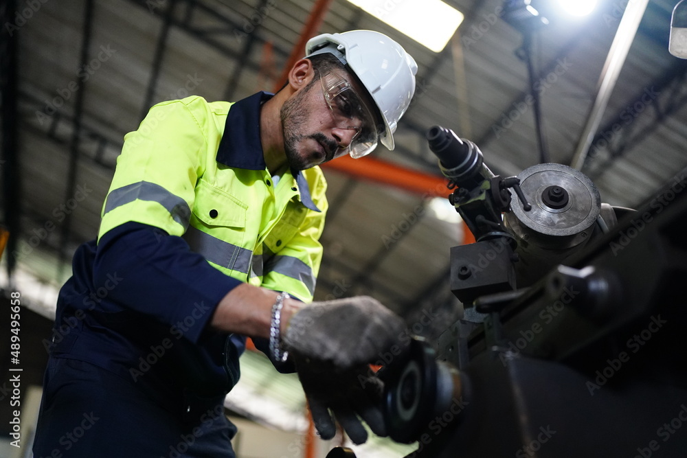 Professional men engineer worker skills quality, maintenance, training industry factory worker , warehouse Workshop for factory operators, mechanical engineering team production. Professional men engineer worker skills quality, maintenance, training industry factory worker , warehouse Workshop for factory operators, mechanical engineering team production.